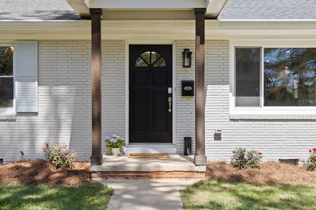 A house's front step.